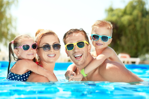 Swiming pool with family at super 8 Ottawa kansas